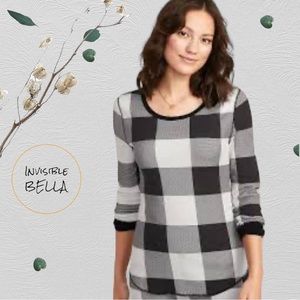 Old Navy long sleeve. Size Large